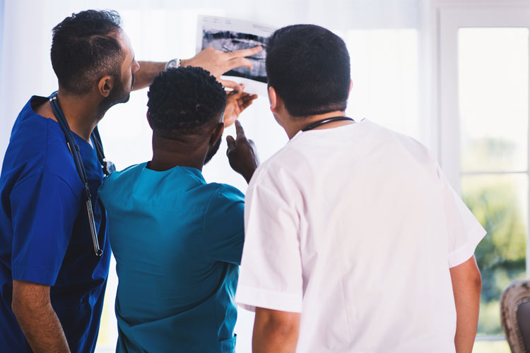 資料採得／診査診断